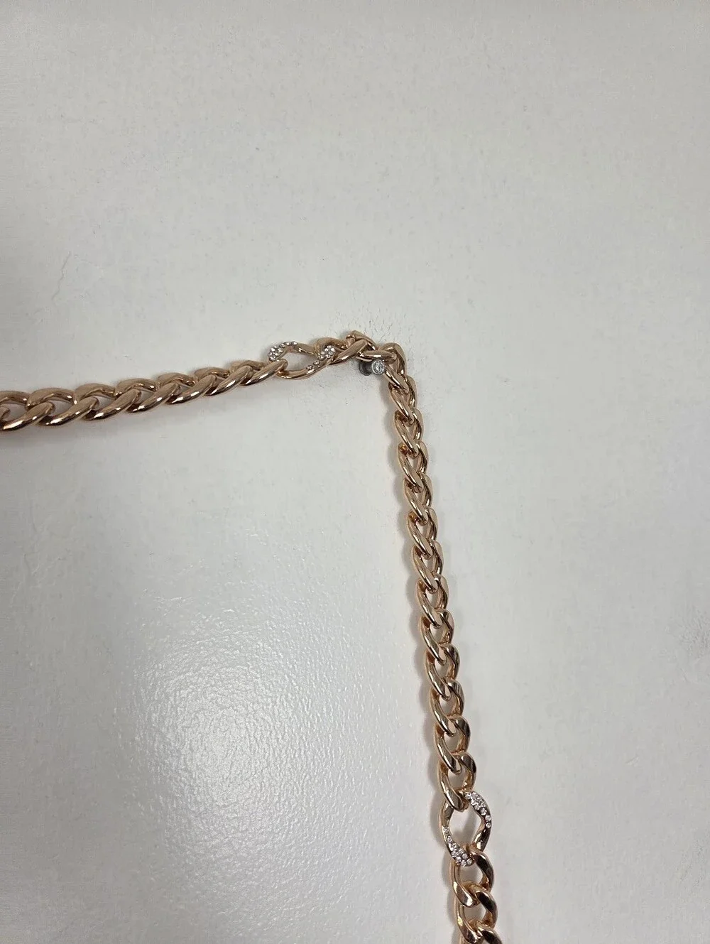 NEW Vince Camuto Gold Metal Chain Hook Belt Purse Strap Tassle Boho Indie M/L